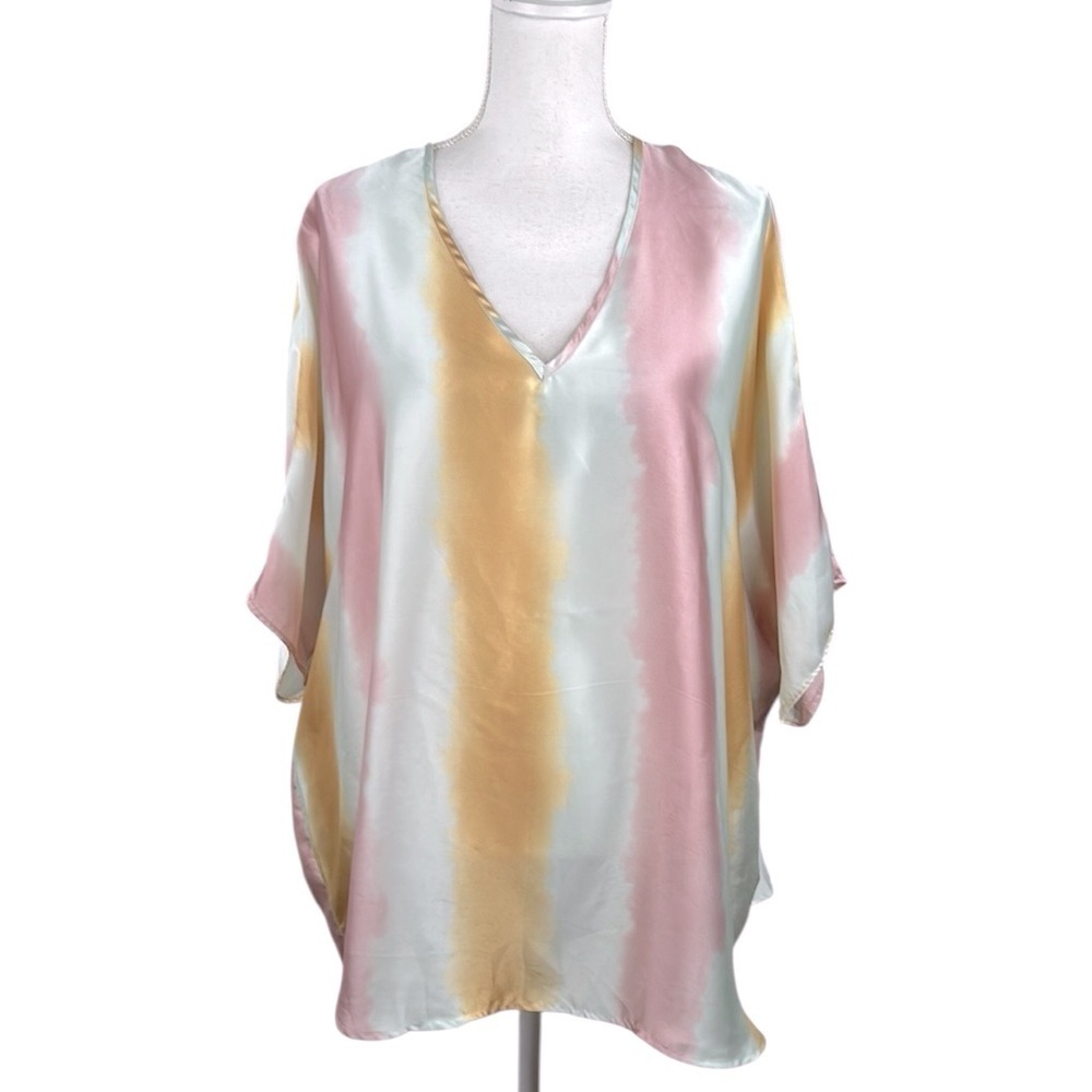 Adrienne Pastel Striped Casual High Low Short Sleeve Satin V-Neck Top Size Small